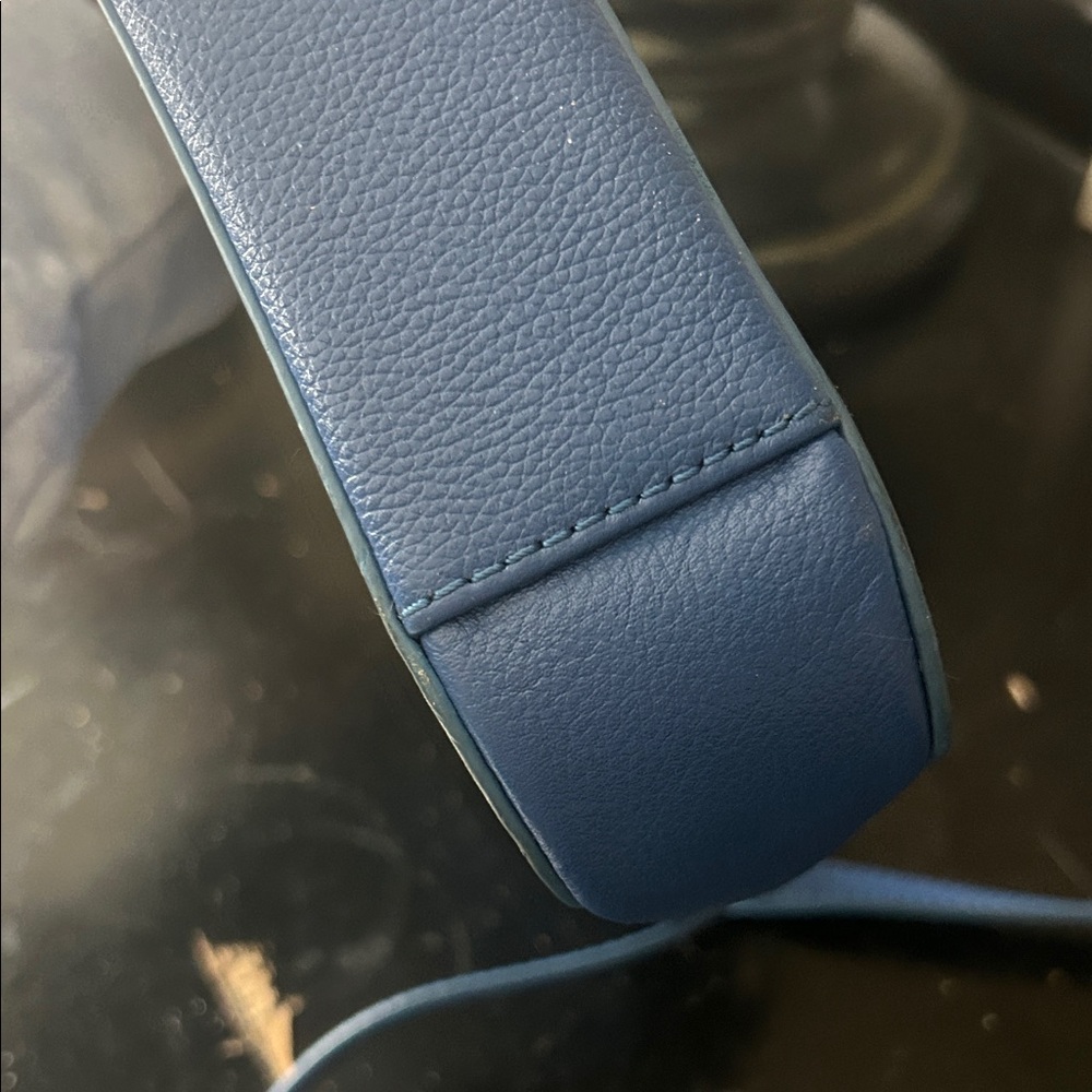 Love Moschino Blue Crossbody with Green Heart Detail - Picture 6 of 10